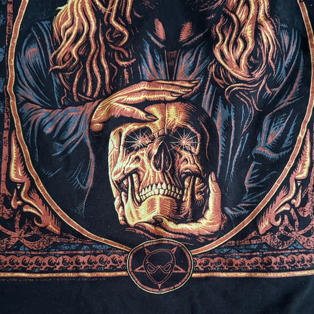 Black and Gold Graphic T-Shirt - Picture 4 of 5